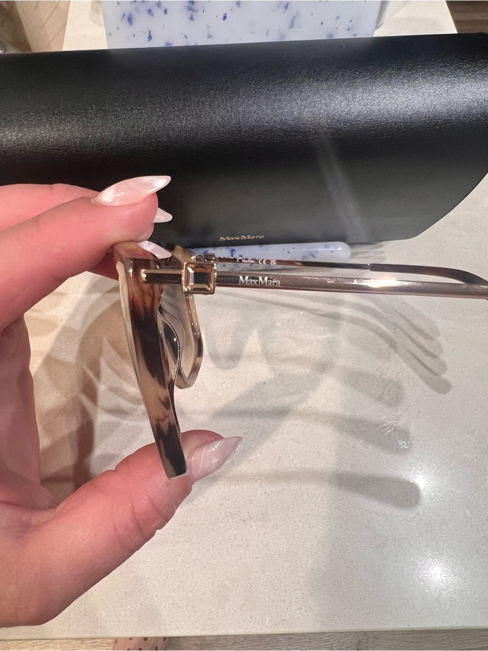 MaxMara Tortoise Gradient Oversized Sunglasses - Picture 3 of 6
